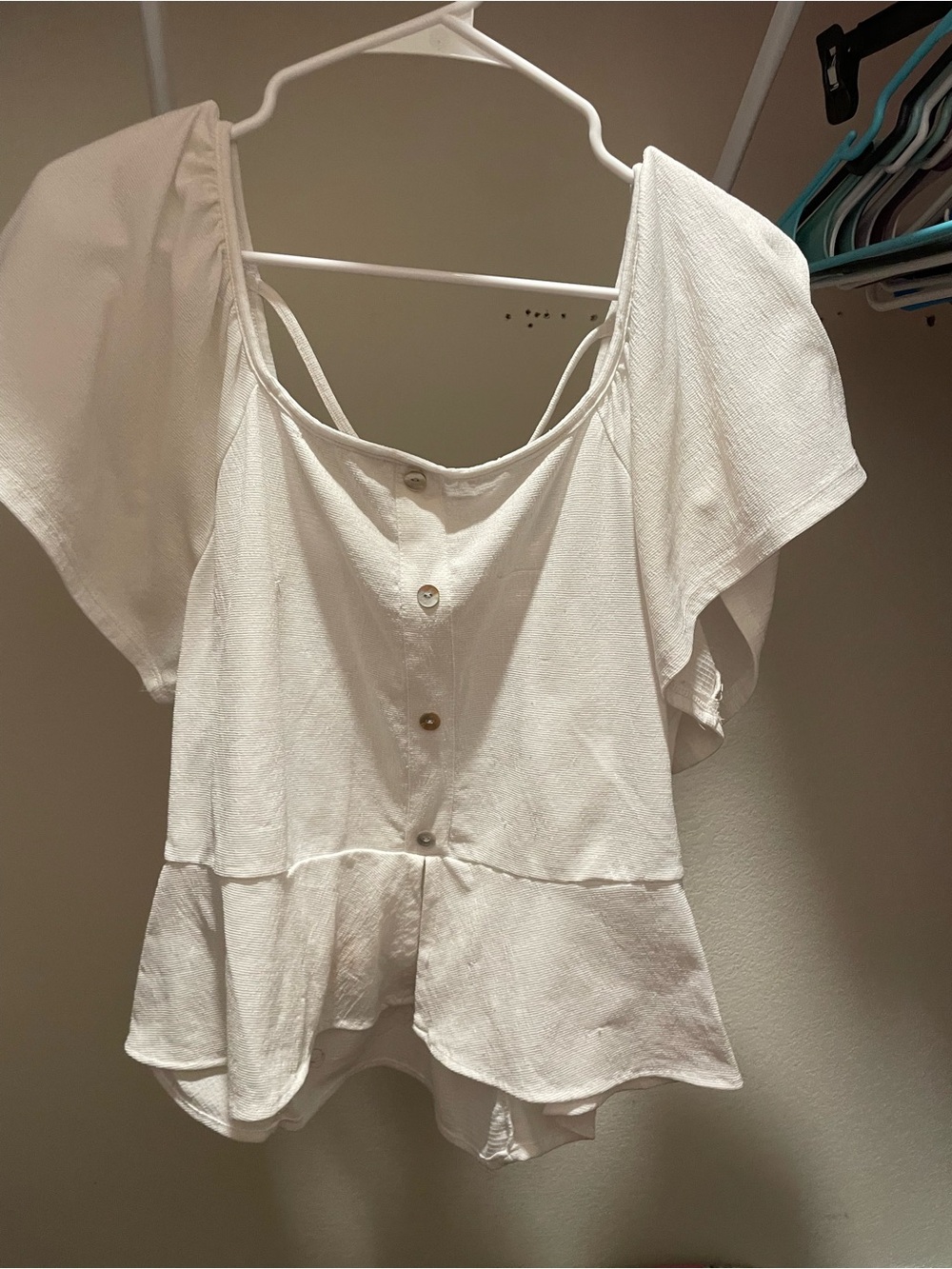 love...ady White Peplum Button-Front Blouse